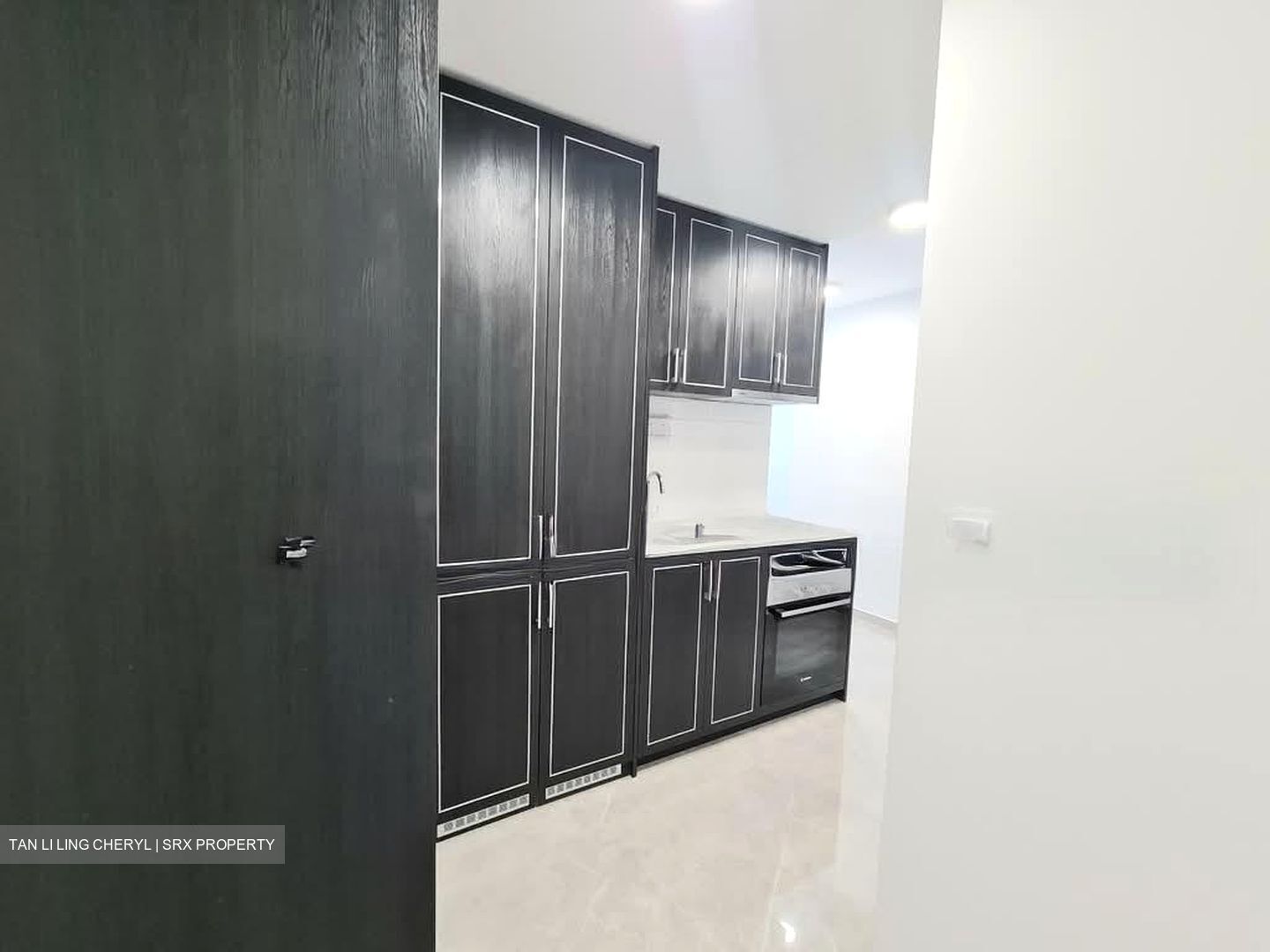 Mayfair Gardens (D21), Condominium #561691971
